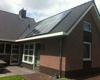 Zonnepanelen op laagbouw, ook zwarte zonnepanelen