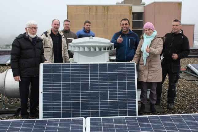 Plaatsing zonnepanelen bij Pré Wonen